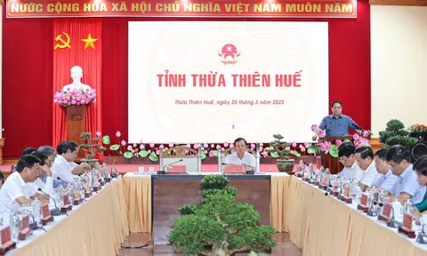 Thủ tướng làm việc với Ban Thường vụ Tỉnh ủy Thừa Thiên Huế