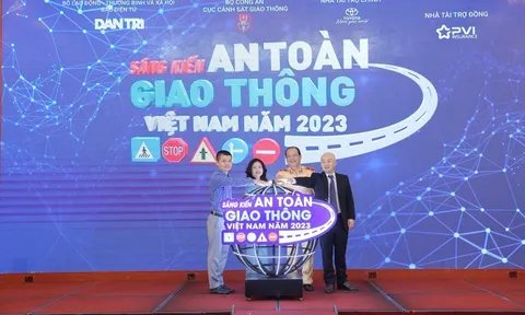 Phát động chương trình Sáng kiến an toàn giao thông Việt Nam năm 2023