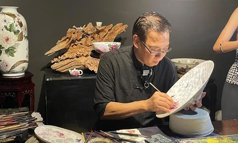 Men kết tinh nở hoa Bát Tràng