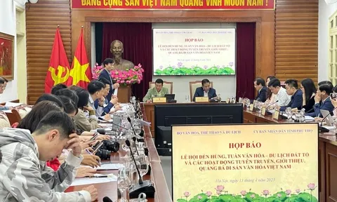 Lễ hội Đền Hùng và Tuần văn hóa-du lịch đất Tổ