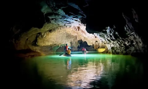 Quảng Bình: Phát hiện, khám phá thêm 22 hang động mới dài gần 12km