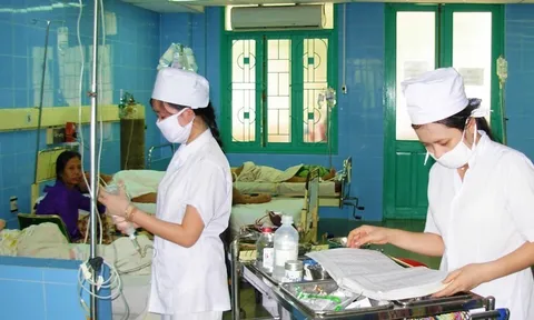 Quảng Bình: Bảo đảm 80% người bệnh khám, chữa bệnh bằng căn cước công dân gắn chip tích hợp xác thực sinh trắc