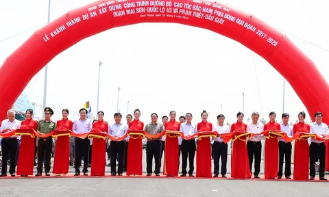 Thủ tướng dự lễ khánh thành các dự án thành phần thuộc tuyến cao tốc Bắc-Nam phía đông