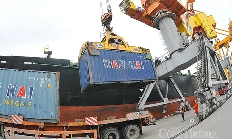 4 tháng, cả nước xuất siêu 7,56 tỷ USD