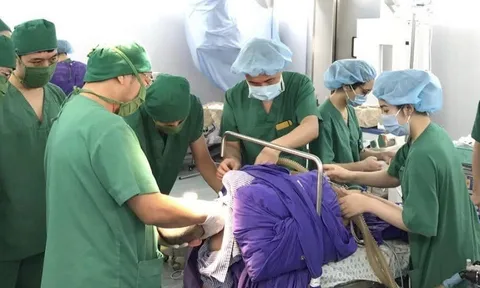 Phẫu thuật thành công ca dị dạng máu não phức tạp