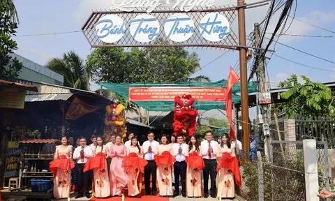 Công bố Di sản văn hóa phi vật thể quốc gia nghề làm bánh tráng Thuận Hưng