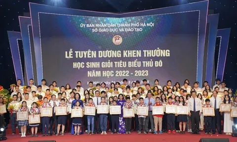 Hà Nội tuyên dương khen thưởng 759 học sinh giỏi tiêu biểu năm học 2022-2023
