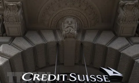EC “bật đèn xanh” cho thương vụ ngân hàng UBS mua lại Credit Suisse