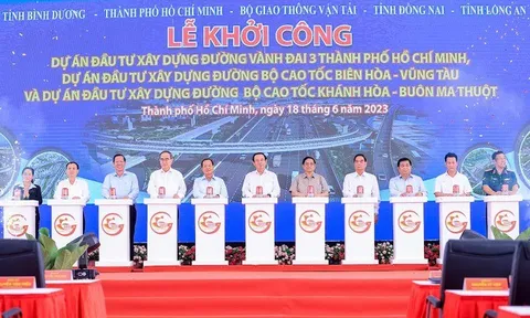 Thủ tướng Phạm Minh Chính: Cả nước đang thi công 1.756 km cao tốc