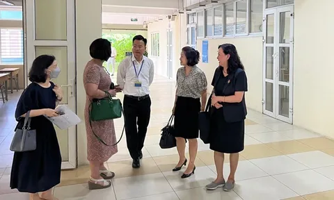 Hà Nội: Kiểm tra cơ sở vật chất các điểm thi tốt nghiệp trung học phổ thông trên địa bàn quận Ba Đình