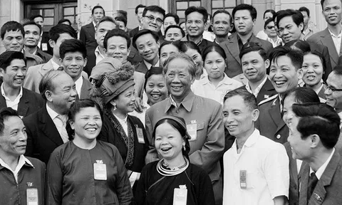 Chương trình nghệ thuật đặc biệt tưởng nhớ Tổng Bí thư Lê Duẩn