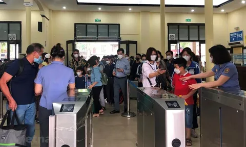 Vận tải khách phục hồi, doanh thu ngành đường sắt tăng trưởng mạnh