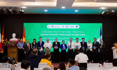 Việt Nam và Pháp chia sẻ kinh nghiệm về phát triển kinh tế xanh
