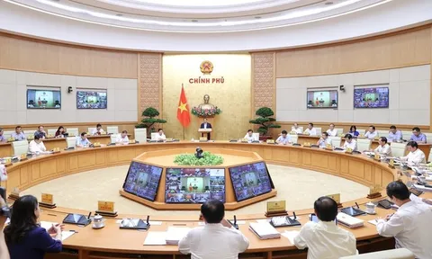 Nghị quyết phiên họp Chính phủ thường kỳ tháng 6 năm 2023 và Hội nghị trực tuyến Chính phủ với địa phương