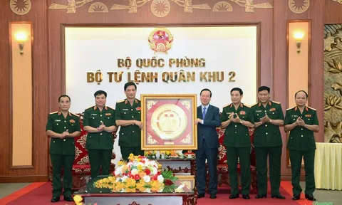 Chủ tịch nước Võ Văn Thưởng thăm, làm việc tại Quân khu 2