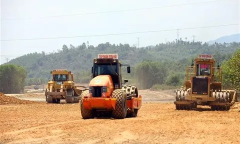 Bàn giao 83% mặt bằng và vật liệu cho Đoạn Cao tốc Vân Phong-Nha Trang