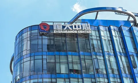 'Gã khổng lồ' bất động sản Trung Quốc Evergrande lỗ hơn 81 tỷ USD