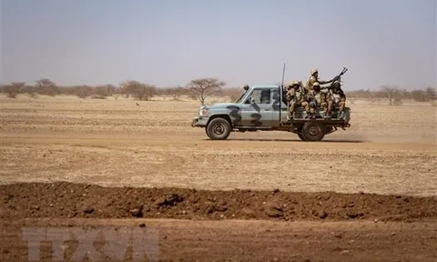 Bộ Ngoại giao Pháp tuyên bố đình chỉ viện trợ cho Burkina Faso
