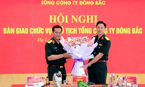 Thượng tướng Vũ Hải Sản chủ trì hội nghị bàn giao chức vụ Chủ tịch Tổng công ty Đông Bắc