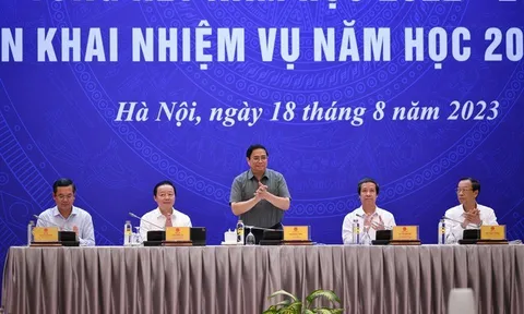 Thủ tướng dự Hội nghị trực tuyến tổng kết năm học 2022-2023 và triển khai năm học mới 2023-2024