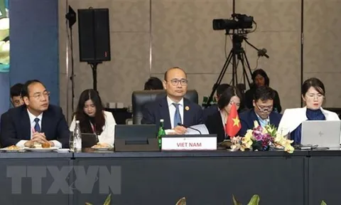 Việt Nam dự Hội nghị tham vấn Bộ trưởng Kinh tế ASEAN và các đối tác