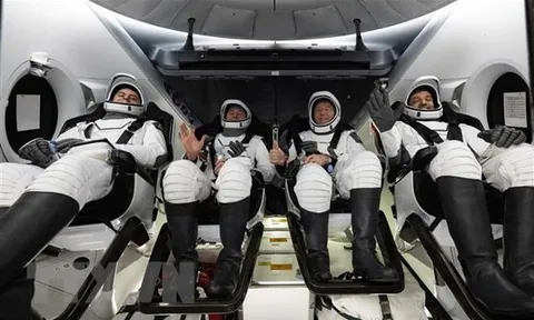 4 phi hành gia trở về Trái đất an toàn sau 6 tháng làm việc trên ISS