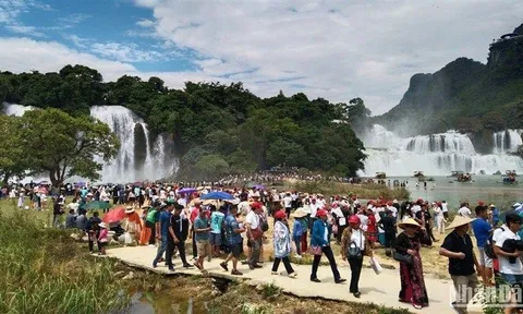 Lượng du khách đến Cao Bằng tăng cao trong dịp nghỉ lễ 2/9