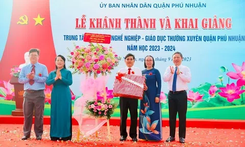 Trung tâm Giáo dục nghề nghiệp – Giáo dục thường xuyên quận Phú Nhuận chính thức khánh thành và khai giảng năm học mới