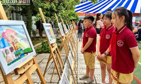Niềm vui trong ngày hội tựu trường