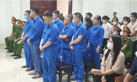 Xét xử cựu Giám đốc Sở Giáo dục và Đào tạo Quảng Ninh cùng đồng phạm