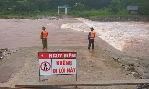 Nguy cơ cao lũ quét, sạt lở ở khu vực từ Thanh Hóa đến Quảng Trị
