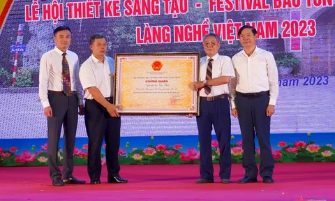Khai mạc Tuần văn hóa du lịch thương mại làng nghề Vạn Phúc năm 2023