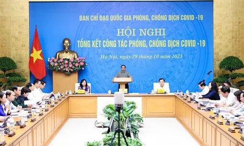 Thủ tướng chủ trì Hội nghị tổng kết công tác phòng, chống dịch COVID-19