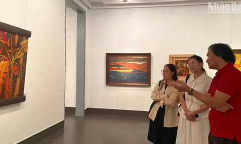 Quyện trong thế giới hội họa của Nguyễn Đình Tuyên