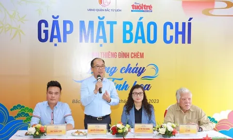 Lần đầu tổ chức sân khấu thực cảnh trên sông Hồng