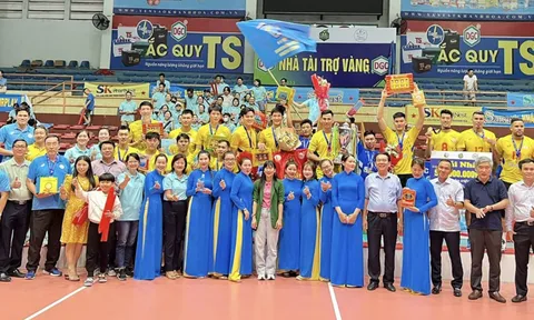 Những cuộc đổi ngôi kịch tính