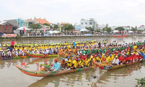 Đặc sắc đêm hội Oóc Om Bóc đồng bào Khmer tỉnh Trà Vinh