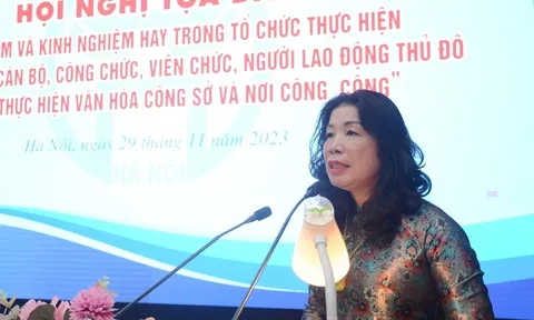 Thực hiện văn hóa công sở và nơi công cộng trên địa bàn Thủ đô
