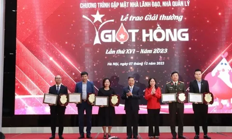 Trao Giải thưởng "Giọt hồng" lần thứ 16 năm 2023