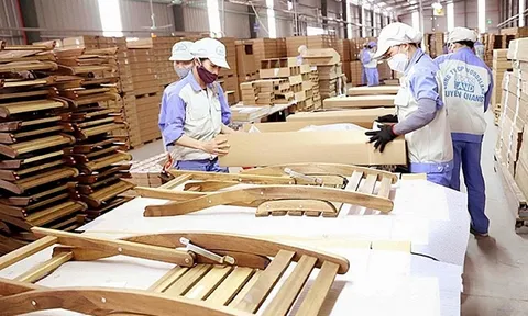 Xuất khẩu gỗ và lâm sản năm 2023 chỉ thu về 13,5 tỷ USD