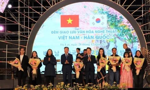 Lâm Đồng: Thắm tình hữu nghị trong đêm giao lưu nghệ thuật Việt Nam - Hàn Quốc