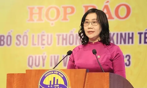 Vượt qua khó khăn, kinh tế Việt Nam năm 2023 tăng trưởng 5,05%