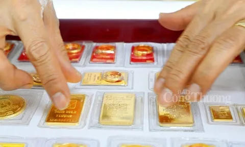 Mua bán từ 5,5 lượng vàng trở lên phải báo cáo Ngân hàng Nhà nước