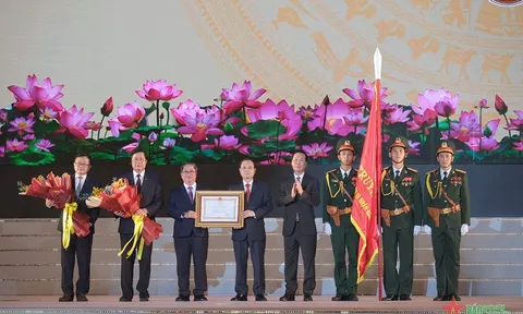 Chủ tịch nước Võ Văn Thưởng: Cần Thơ phấn đấu trở thành trung tâm động lực của vùng Đồng bằng sông Cửu Long