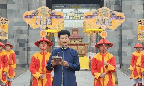 Thừa Thiên-Huế: Công bố Festival Huế 2024 và tái hiện Lễ Ban sóc triều Nguyễn