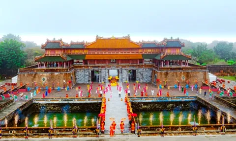 Công bố Festival Huế 2024 và tái hiện Lễ Ban sóc triều Nguyễn
