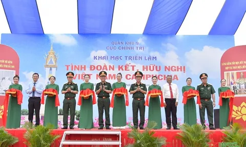 Quân khu 9: Triển lãm chuyên đề “Tình đoàn kết hữu nghị Việt Nam - Campuchia”