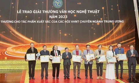 60 tác phẩm đoạt giải văn học, nghệ thuật năm 2023