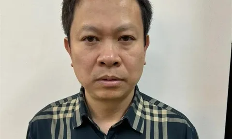 Khởi tố Tổng Giám đốc Tổng Công ty Cổ phần Sông Hồng