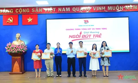Thành đoàn TP Hồ Chí Minh trao 32 giải thưởng Ngòi bút trẻ năm 2023